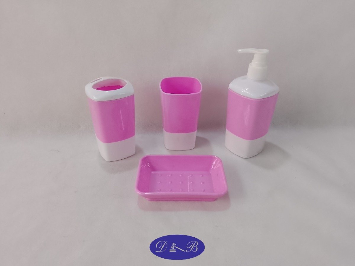 Set de Baño 4 Piezas Rosa y Blanco