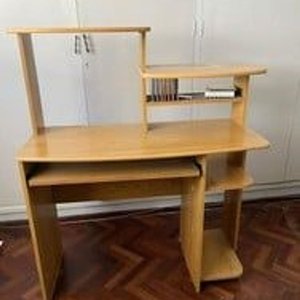 Escritorio - Mesa PC con espacio para discos - imagen 1