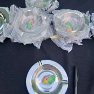 Lote de 27 Ceniceros Metálicos Nuevos - imagen 2