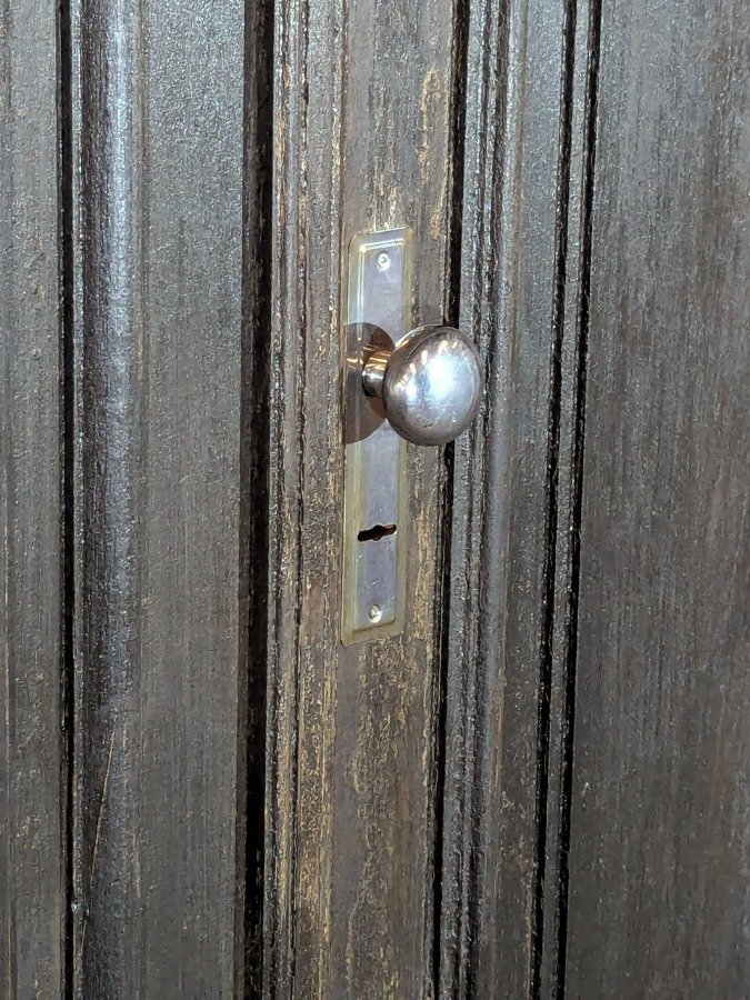 Puerta antigua de frente doble hoja y marco en cedro - imagen 4