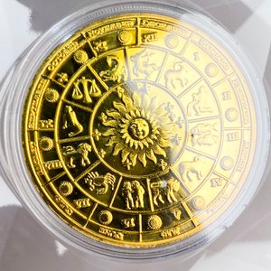 Moneda Coleccionable Virgo Dorada con Estuche Zodiacal - imagen 3