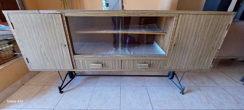 Item 900844 - Image 1