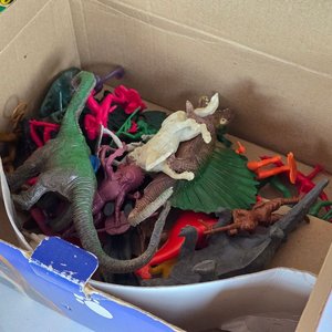 Gran Lote de Juguetes Vintage: Autos, Peluches y Figuras - imagen 8