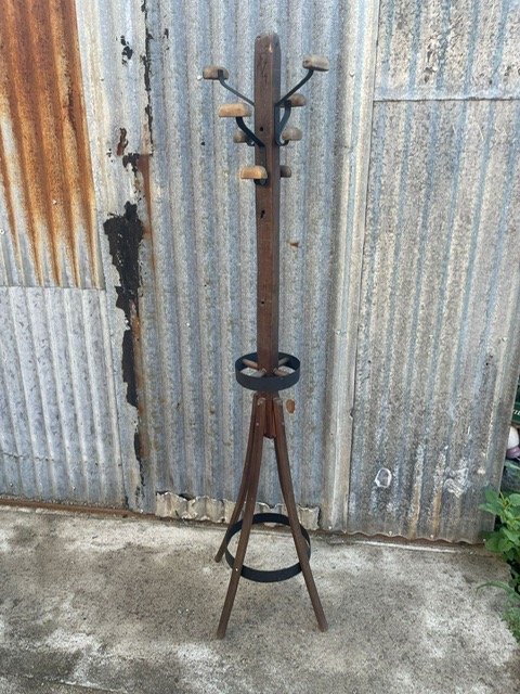 Item 28227 - Image 0