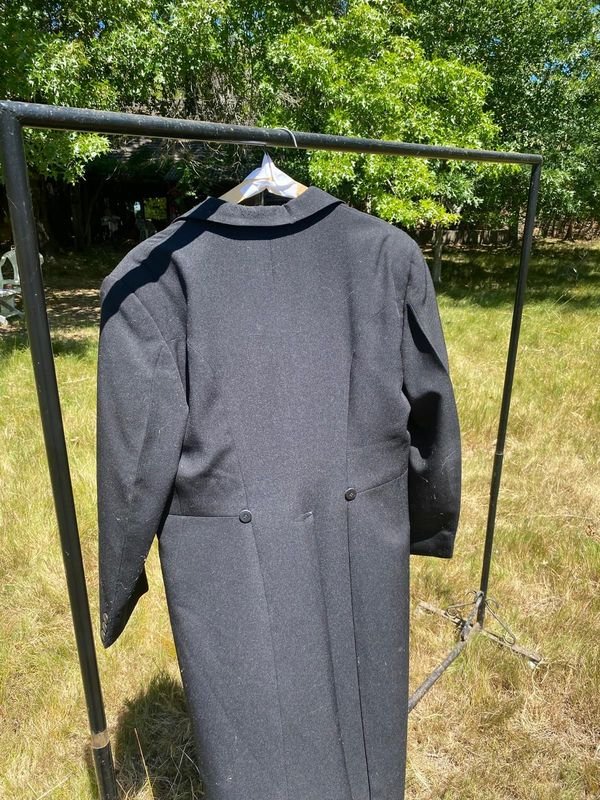 Item 892698 - Image 1