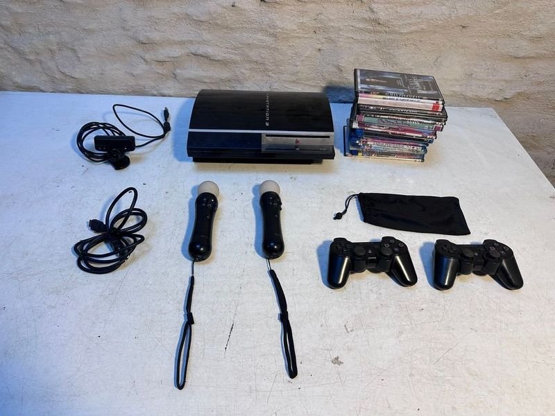 Consola PlayStation 3 con Controles, Cámara y Juegos