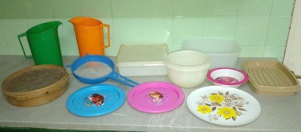 Juego de Vajilla y Utensilios de Cocina de Melamina y Plástico - imagen 1
