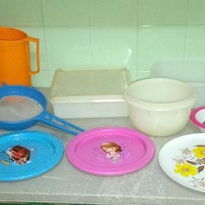 Juego de Vajilla y Utensilios de Cocina de Melamina y Plástico - imagen 1