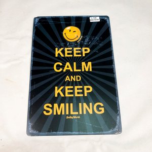 Chapa Decorativa "Keep Calm and Keep Smiling" Metal 30x20 cm - imagen 2