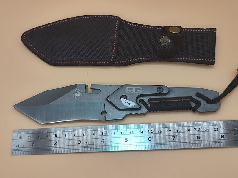 Tácticas de cuchillo de supervivencia con diseño de Bear Grylls - imagen 10