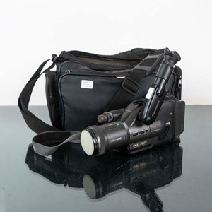 Lote anterior: Videocámara Panasonic X8/WIDE con Accesorios y Bolso