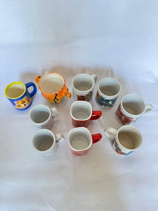 Colección de Tazas Coloridas y Diferentes - imagen 4