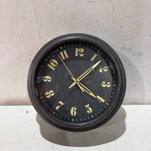 Lote siguiente: Reloj de Pared Redondo Negro Funcional