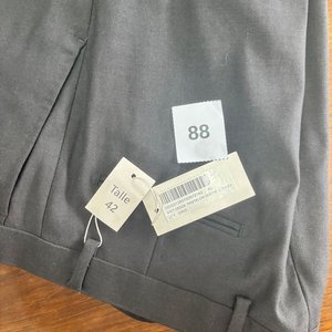 Pantalón de Vestir Negro Talle 42 - imagen 2