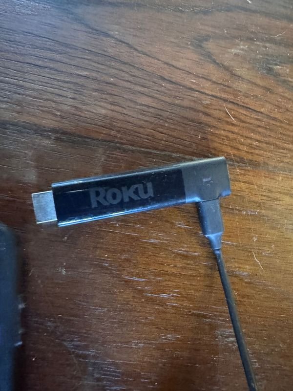 Dispositivo de streaming Roku con cables - imagen 2