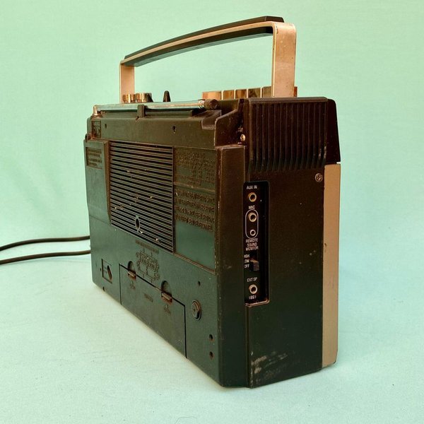 Radio Cassette Nacional Panasonic Modelo 543 de los Años 70 - imagen 7
