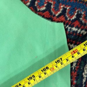 Cuero Verde Entero para Tapicería - imagen 5