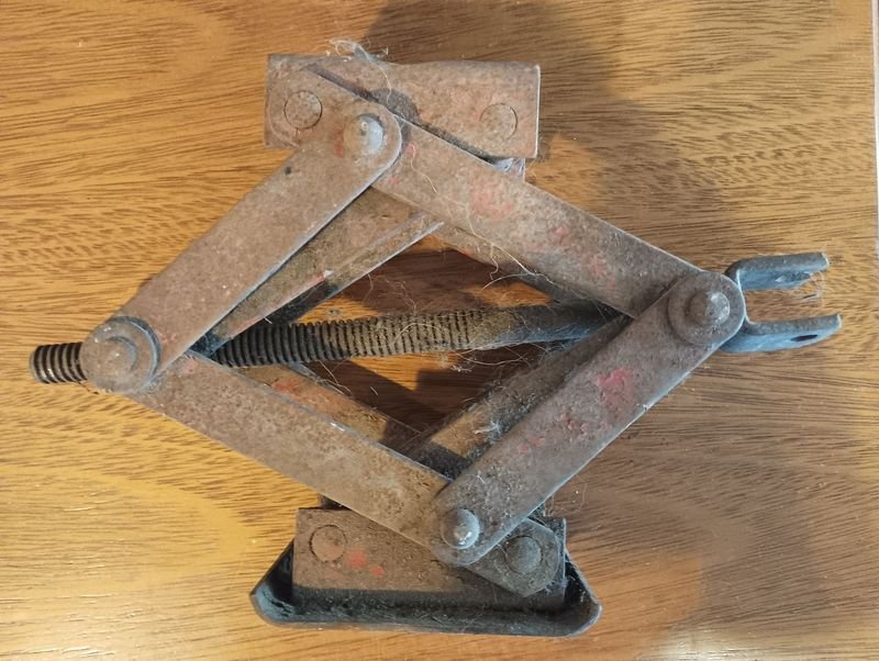 Item 896201 - Image 1