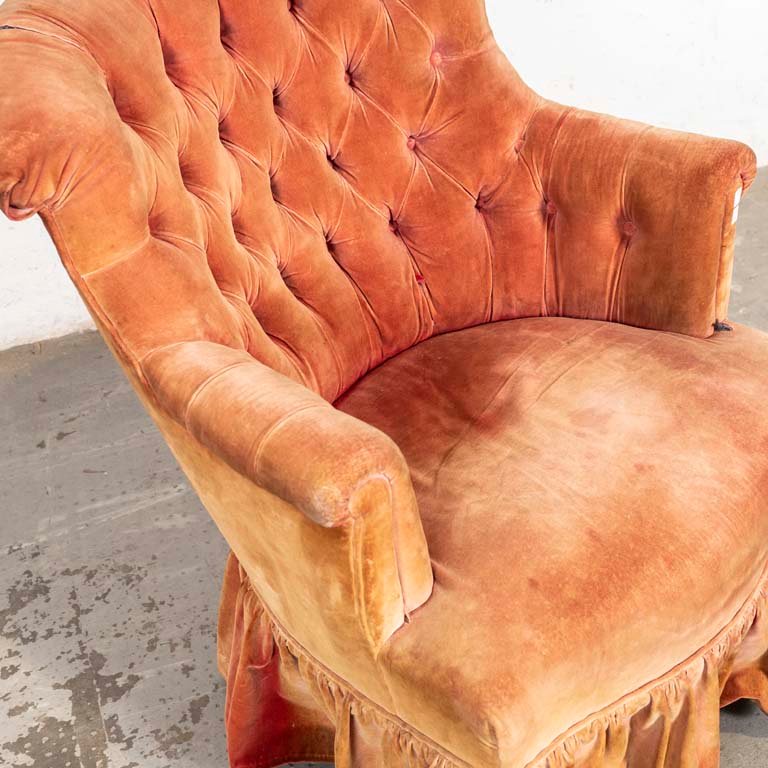 Sillón bajo tapizado con respaldo capitoneado para retapizar - imagen 2