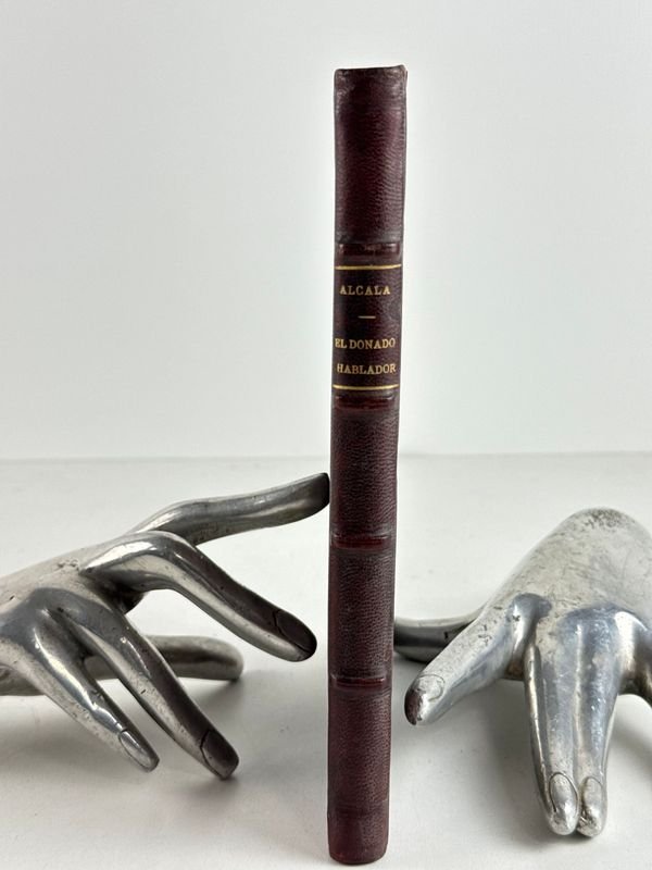 Lote siguiente: Libro antiguo de Geronimo De Algalia - Paris 1847