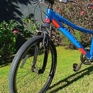 Bicicleta Giant XTC-JR - Tipo Montaña Juvenil Rodado 24 En Buen Estado - Cubiertas Desinfladas - imagen 7
