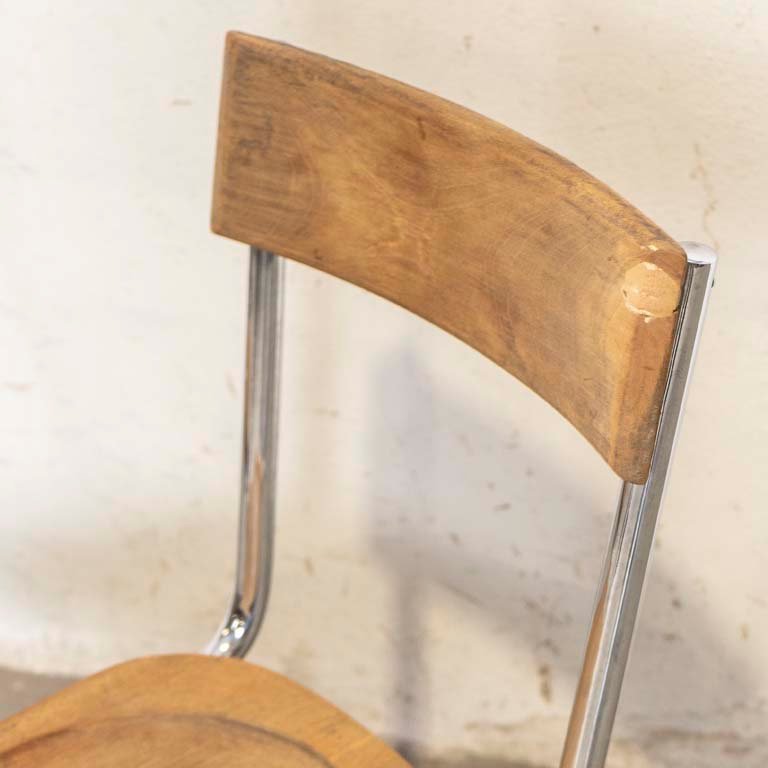 Sillas de madera y metal cromado en buen estado - imagen 2