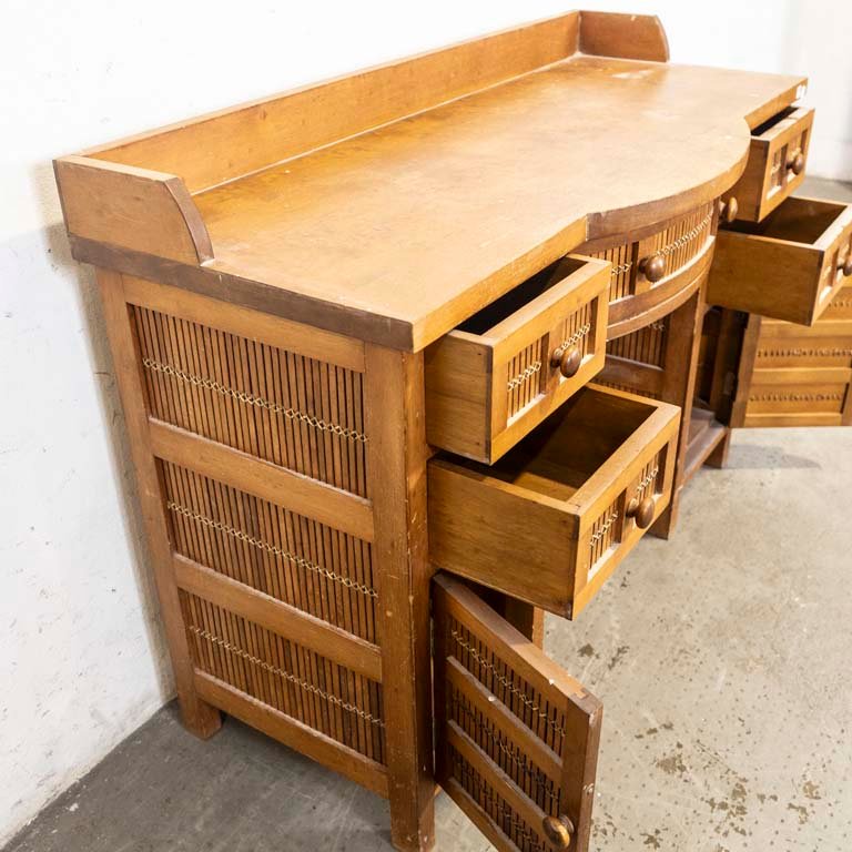 Escritorio bombé de madera con cinco cajones y dos puertas - imagen 2