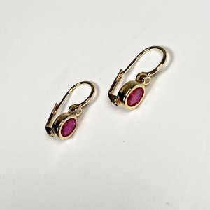 Par de Caravanas Enchapadas con Piedra Roja y Circonia - imagen 1