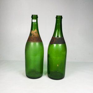 Lote anterior: Dos Botellones Hialinos Verdes Vintage de 47 cm
