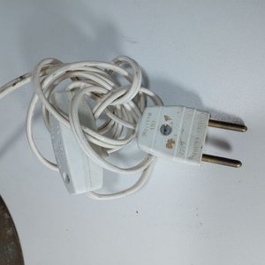 Lámpara Vintage de Metal y Cerámica Pintada - imagen 3