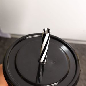 Vaso Coleccionable Coca-Cola Nuevo con Tapa y Sorbete - imagen 4