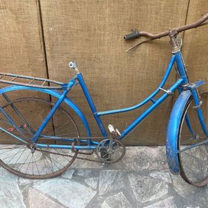 Bicicleta de Dama Antigua Azul con Freno a Varilla - Ideal Coleccionismo - imagen 3