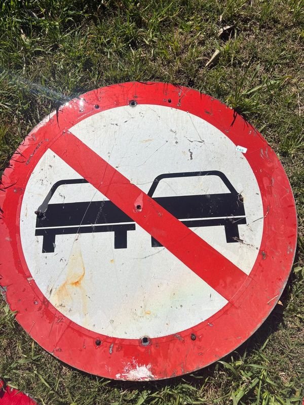Cartel de señalización de Prohibido Adelantar, diametro 73 - imagen 1