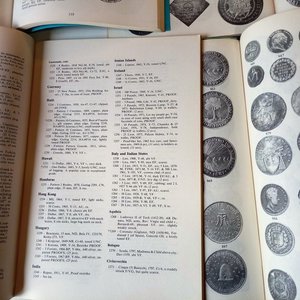 7 Catálogos de Subastas Numismáticas Americanas en Inglés - Años 70 - imagen 4