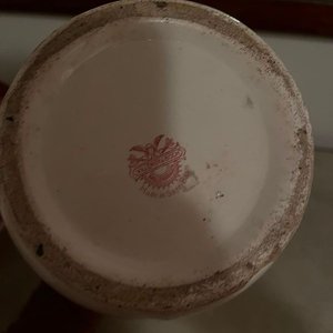 Jarra y Jofaina de Loza Antigua con Sellos y Detalle en Asa - imagen 3