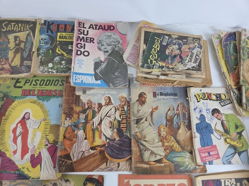 Colección de historietas antiguas y usadas - imagen 4