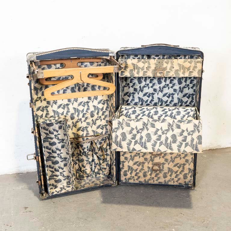 Item 2099232 - Image 1