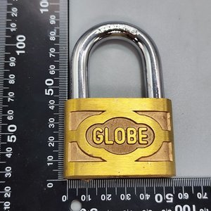 Candado Globe de Bronce 60mm con Llaves y Packaging Original - imagen 7