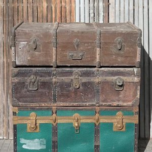 Lote anterior: Lote de 3 baúles antiguos de viaje