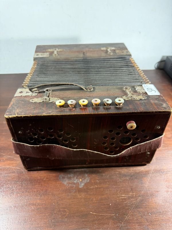 Item 847589 - Image 3