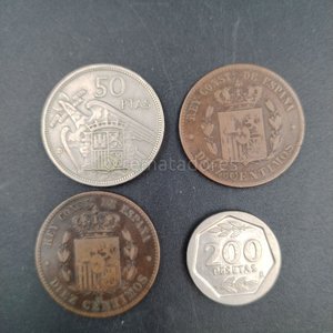 Lote de 4 monedas antiguas españolas: 50 ptas, 100 ptas, 10 céntimos y 200 céntimos - imagen 1