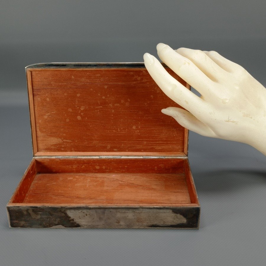 Cigarrera de mesa en plata con interior de madera firmada por Ernesto Geisel - imagen 4