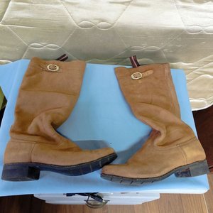 Lote siguiente: Botas de Cuero para Niño - Talle 22-22.5 cm