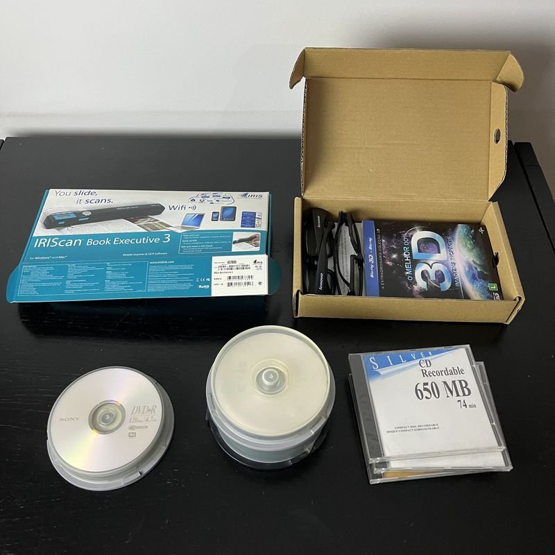 Lote siguiente: Lote de discos vírgenes Dvd y Blu-ray 3d con lentes y scanner