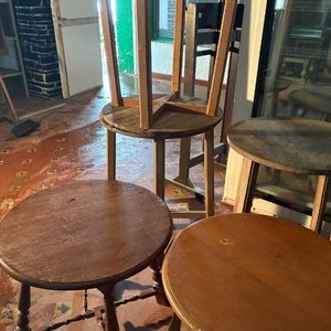 Juego de 4 Mesas Ratona Redondas de Madera para Restaurar - imagen 3