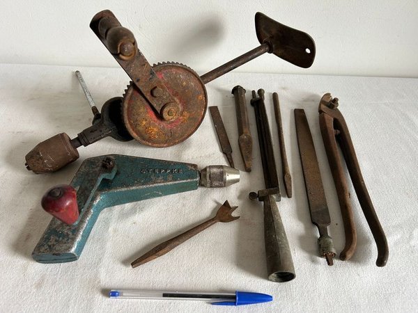 Taladro Manual Antiguo, Limas y Herramientas Varias - imagen 1