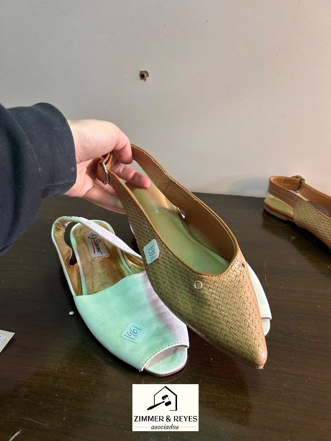 Dos Pares de Sandalias Elegantes para Mujer