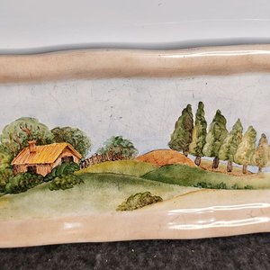 Centro de Mesa Cerámica Pintado a Mano Paisaje Rural con Firma de Autor - imagen 5