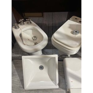 Juego de Baño: Inodoro con Mochila, Bidet y Pileta Blancos - imagen 2