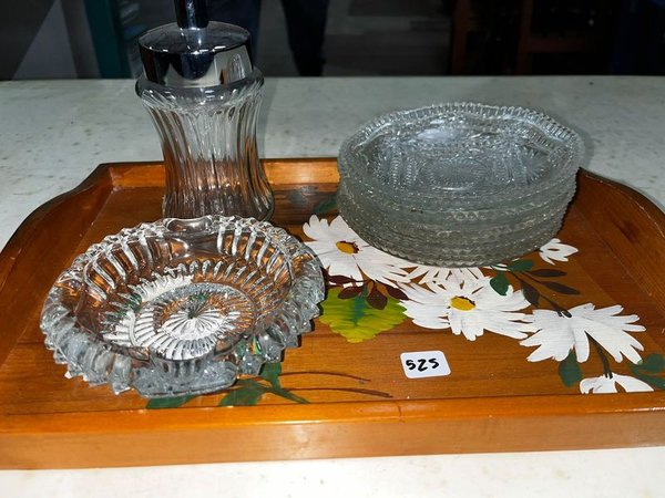 Fuente de Vidrio con Platillos, Cenicero y Aceitera